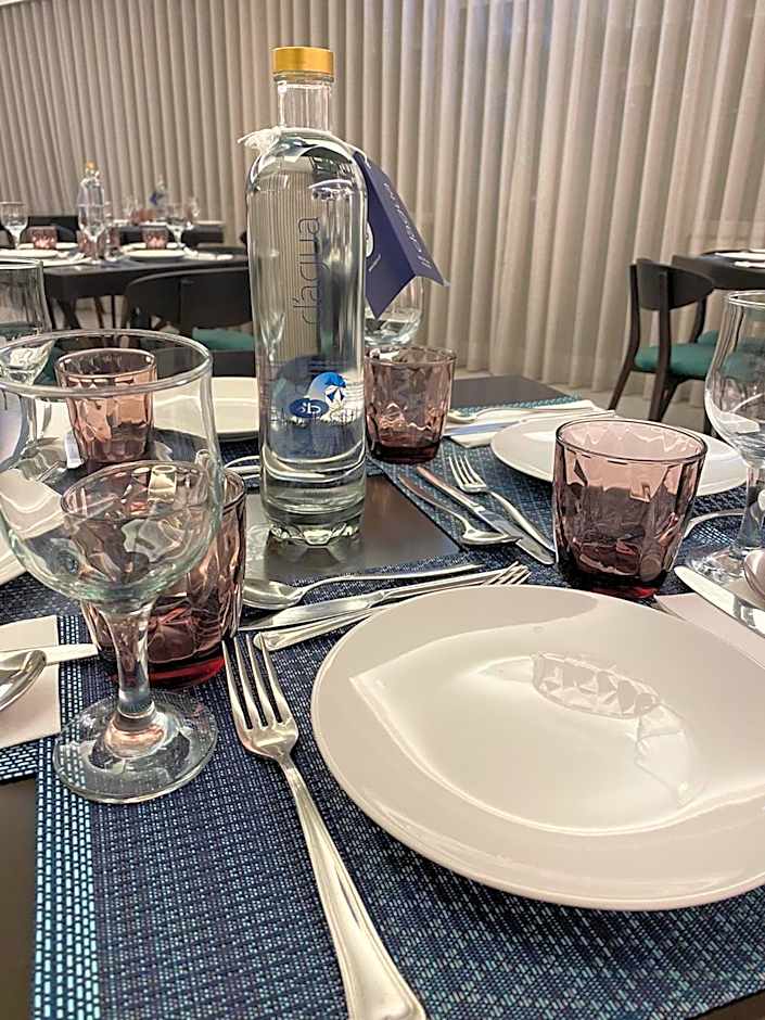 Apulia Praia Hotel