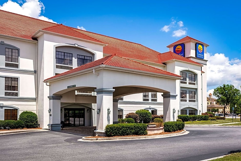 Comfort Inn & Suites Savannah Airport