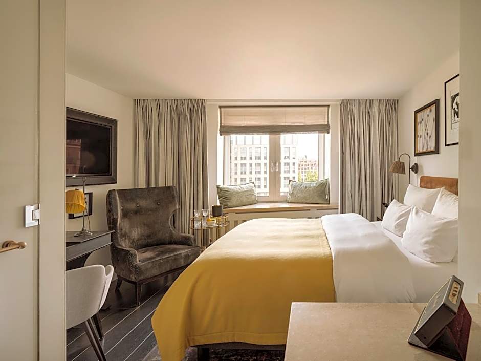 The Nikolai Hamburg - Leonardo Limited Edition