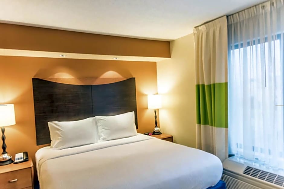 Fairfield Inn & Suites by Marriott Muskegon Norton Shores