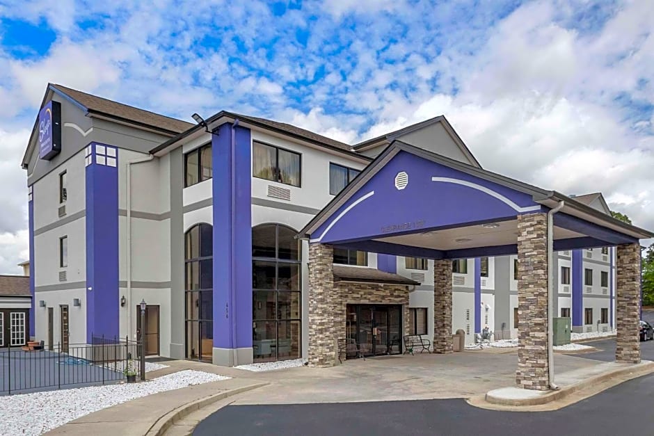 Sleep Inn & Suites