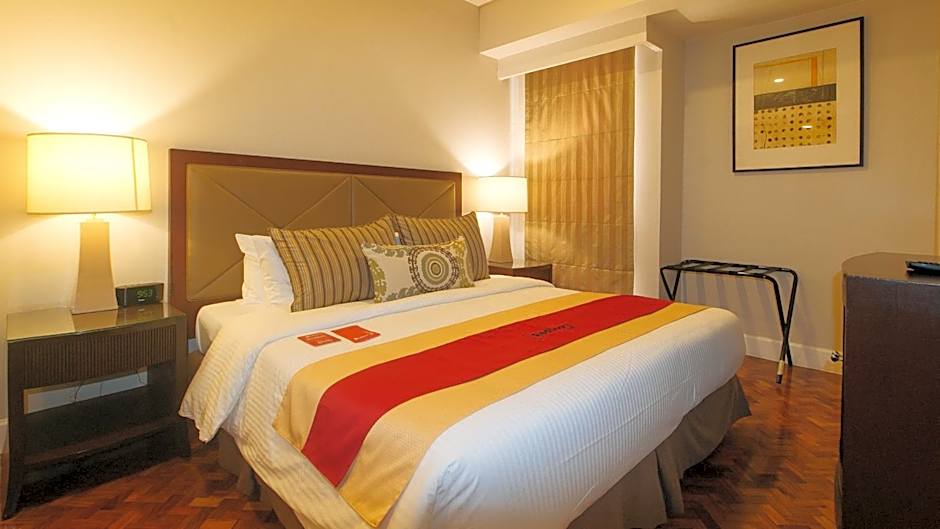 RedDoorz Premium @ The Residences Olympia Makati – Makati, NY
