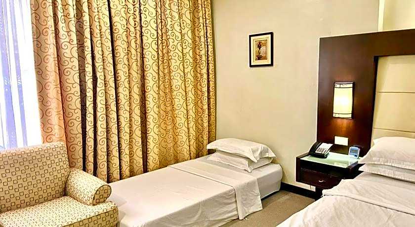 Circle Inn - Hotel & Suites