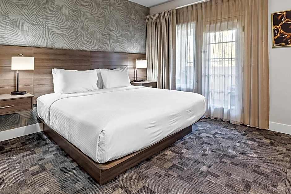 University Park Inn & Suites, an Ascend Collection Hotel
