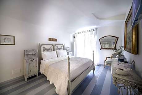Corte delle Camelie Bed and Breakfast