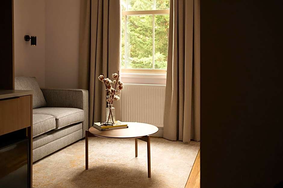 Bob W London Olympia