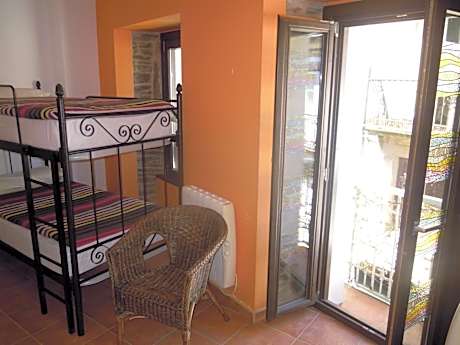 Family Room (6 Adults)