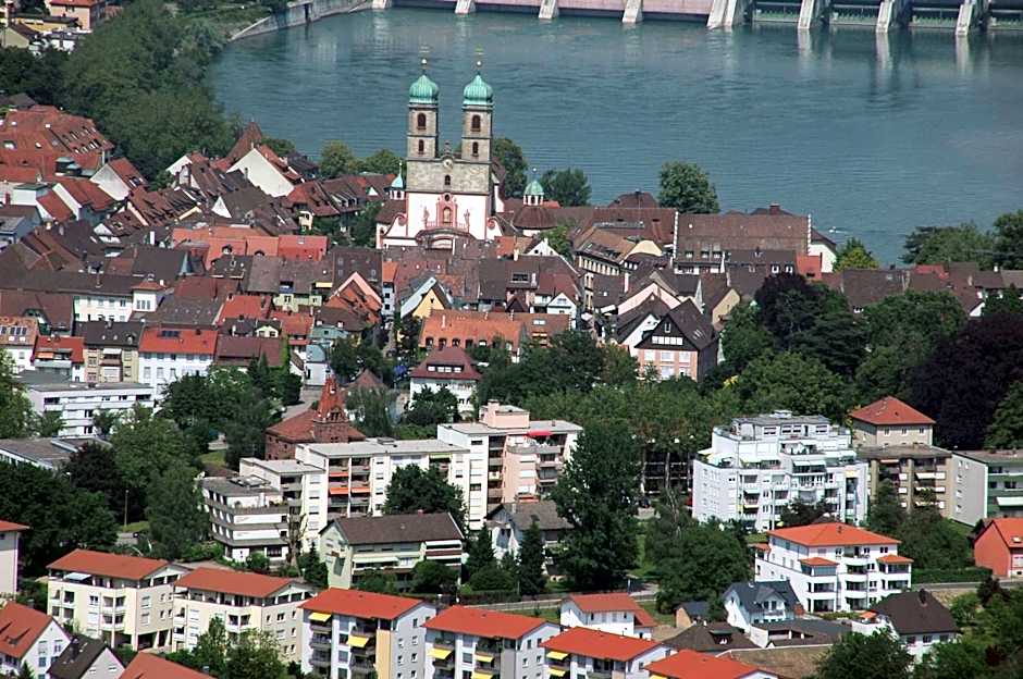 TIPTOP Hotel am Hochrhein