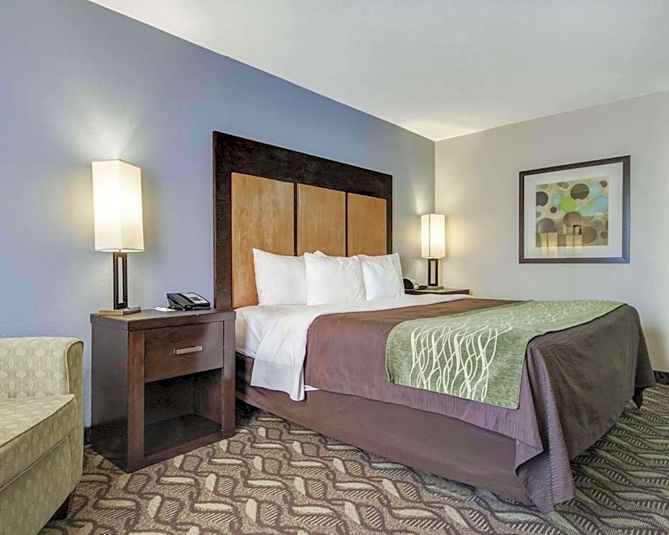 Comfort Inn & Suites El Paso I-10 Airport Area