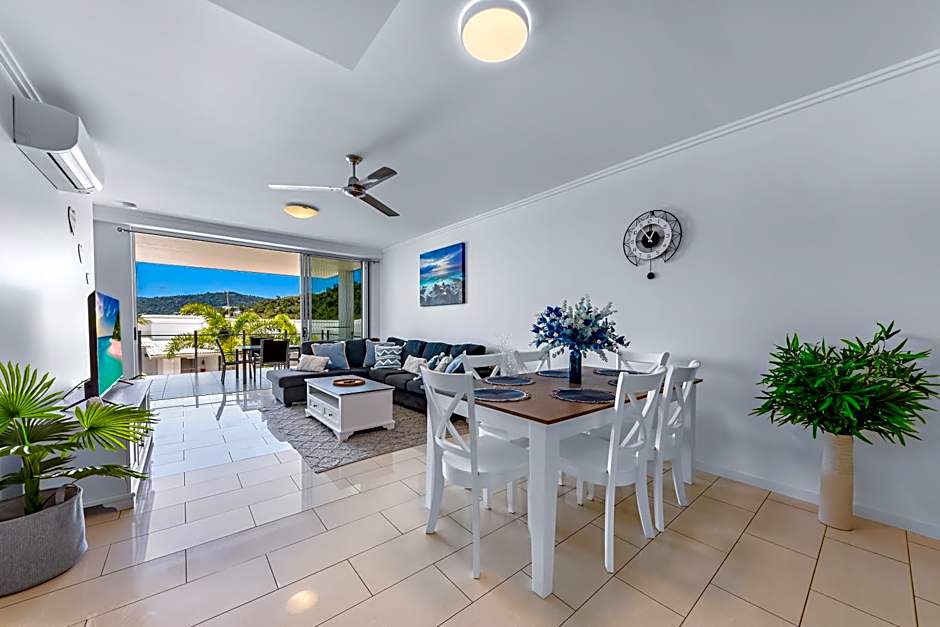 Airlie Summit Apartments