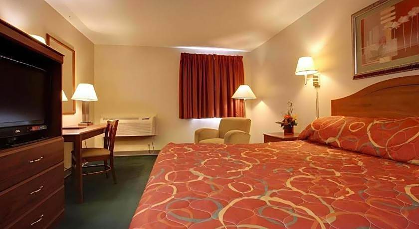 Americas Best Value Inn St. Louis South
