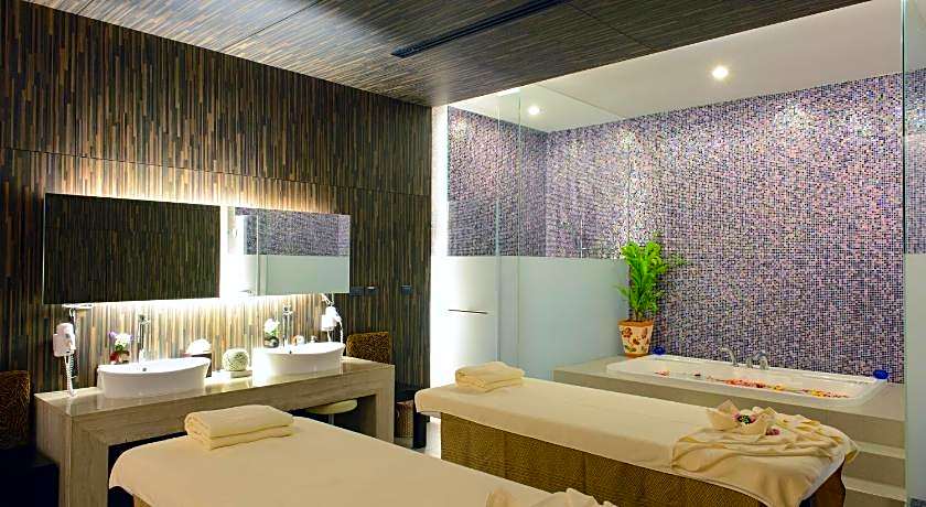 Novotel Bangkok Impact Hotel