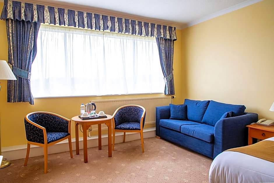 Tiverton Hotel Lounge & Venue