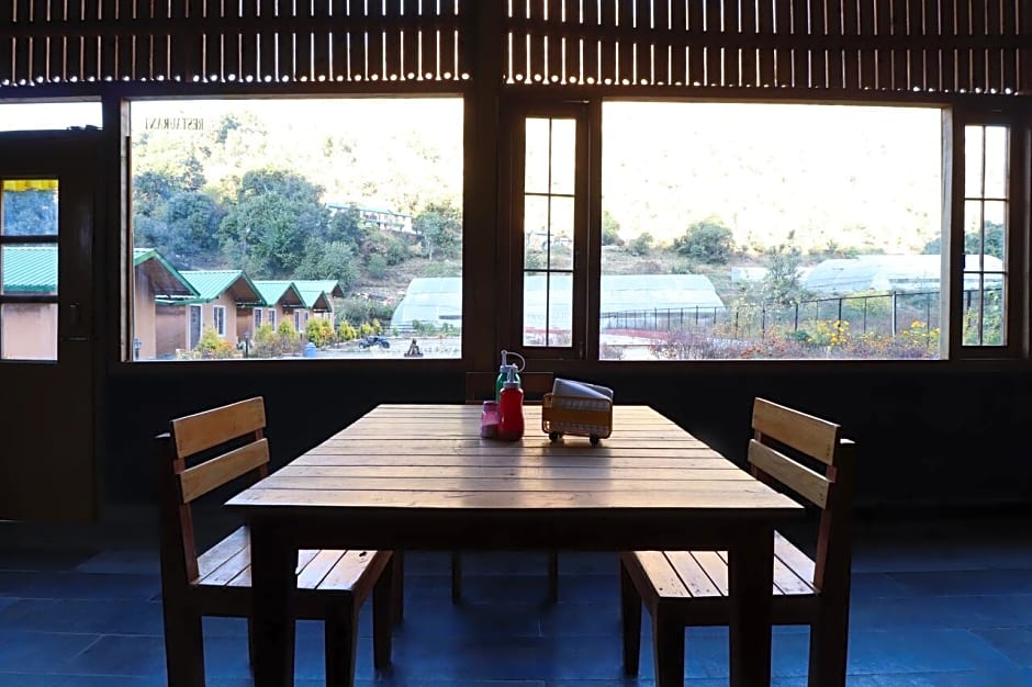 FabEscape Pine Hill View