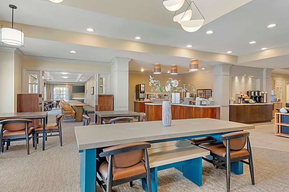 Sonesta ES Suites Dulles Airport