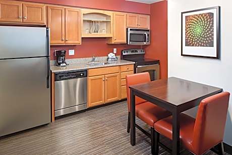 King Studio with Sofa Bed