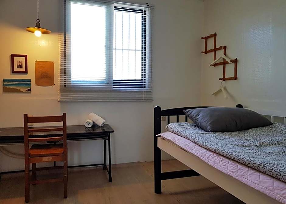 Aark House - Foreigners Only