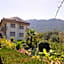 Everest Apart Hotel
