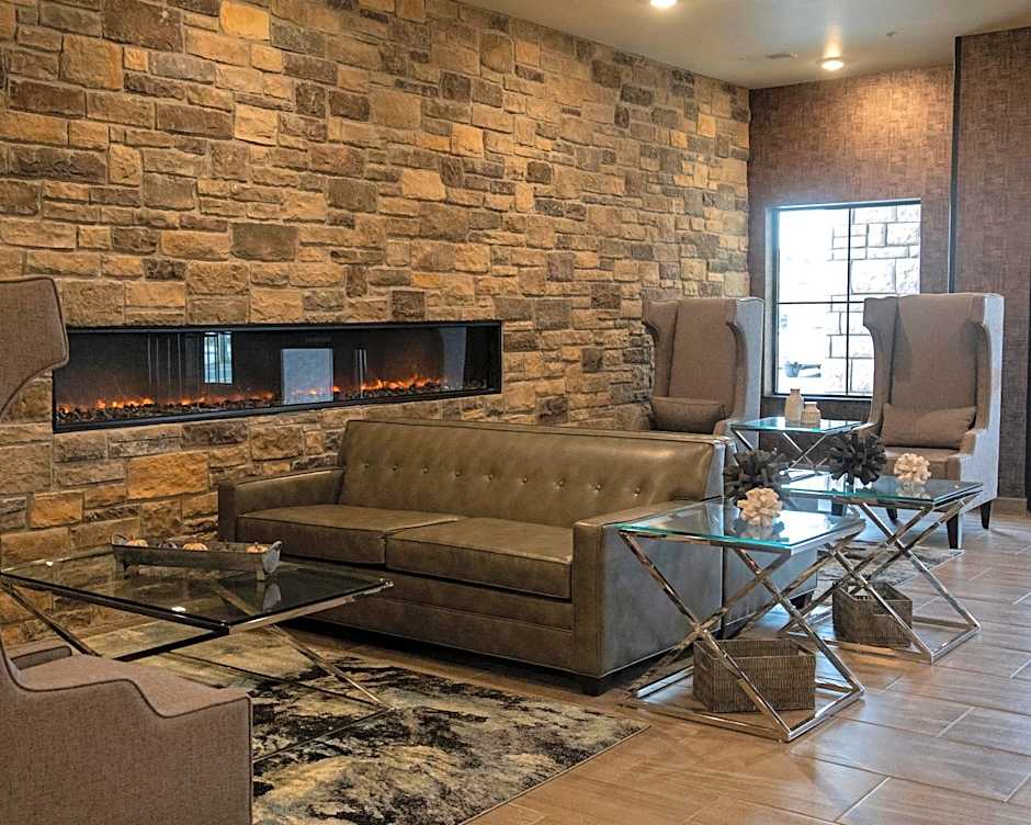 Cobblestone Hotel & Suites - Two Rivers