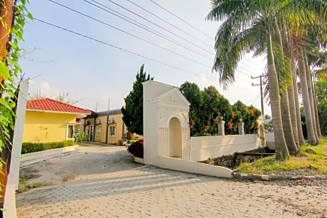 Trans Bandara Residence by ZUZU