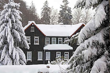 Waldhaus Wolfsbachmuhle