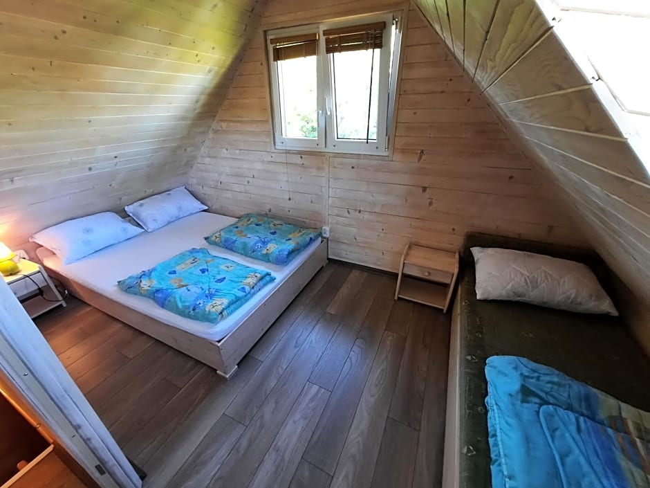 Domki Letniskowe 777