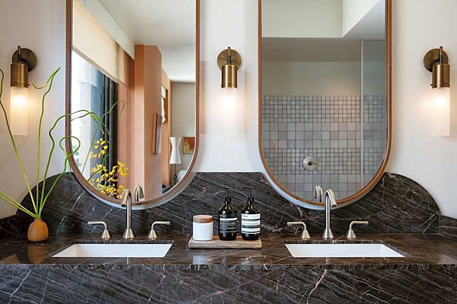 Downtown Los Angeles Proper Hotel, a Member of Design Hotels