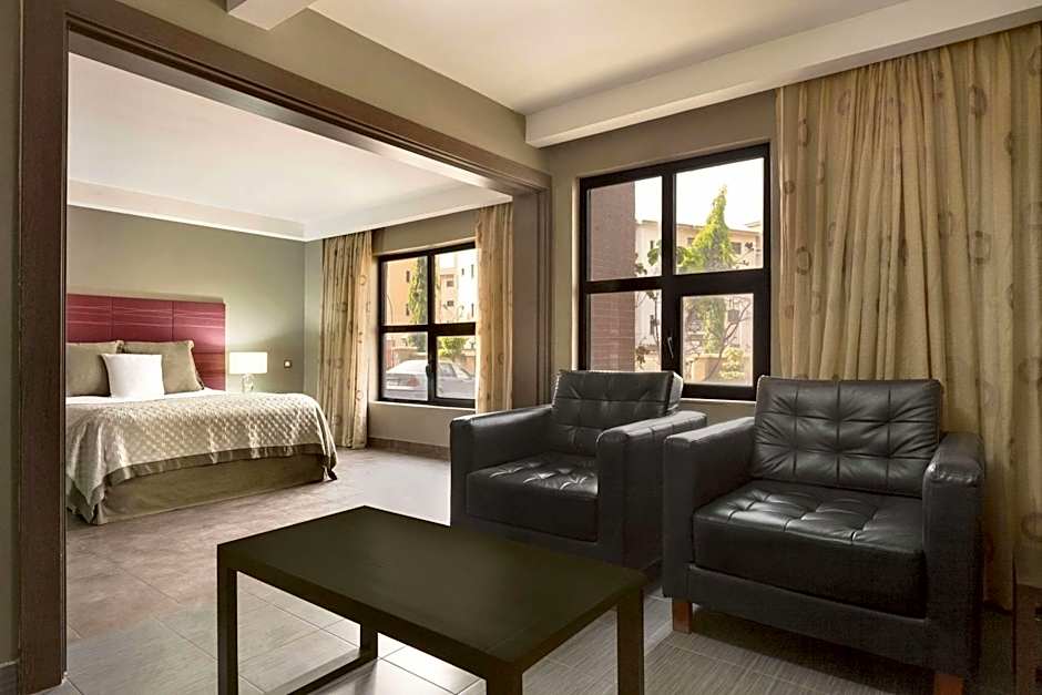 Hawthorn Suites By Wyndham Abuja