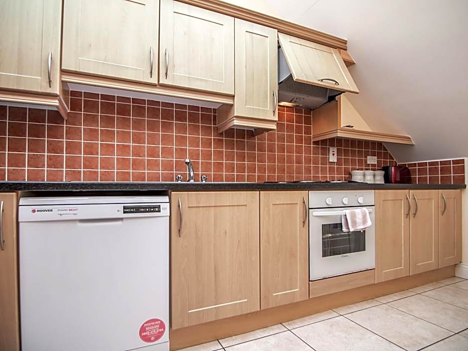 Donegan Court Aparthotel