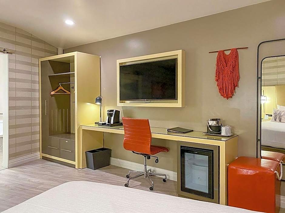 Bluestem Hotel Torrance Los Angeles, Ascend Hotel Collection