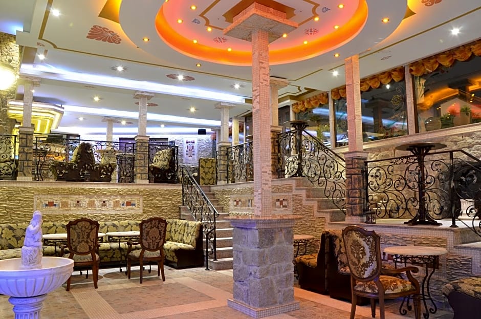Boutique Hotel Boris Palace & Restaurant