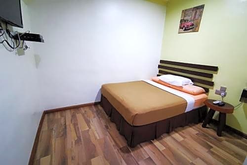 OYO 90045 Dalyla Inn Hotel