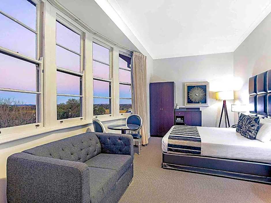 Mercure Maitland Monte Pio
