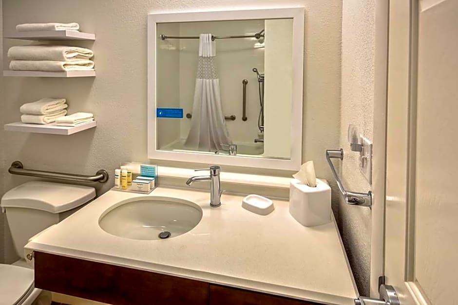 Hampton Inn Savannah-I-95 North