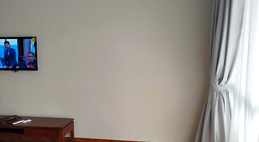 Oak Ray Hotel - Tea Bush Ramboda