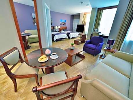 Superior Suite with 2 Single Beds