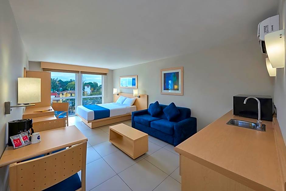Photo 1 of 8 of 1 Queen Bed with Sofabed Suite