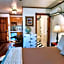 Oak Hill Inn