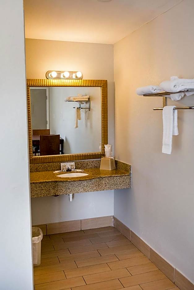 Harmony Inn and Suites