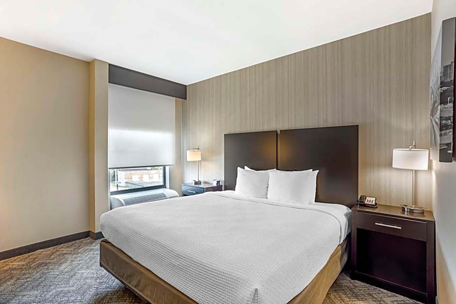 Best Western Plus Philadelphia-Pennsauken Hotel