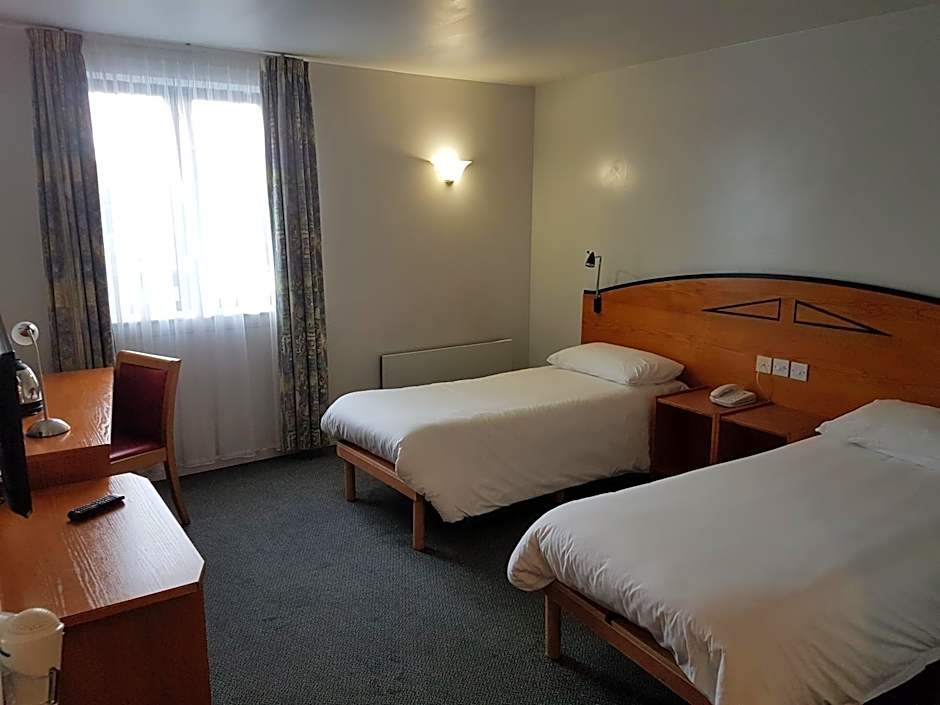 ibis Cardiff Gate - International Business Park