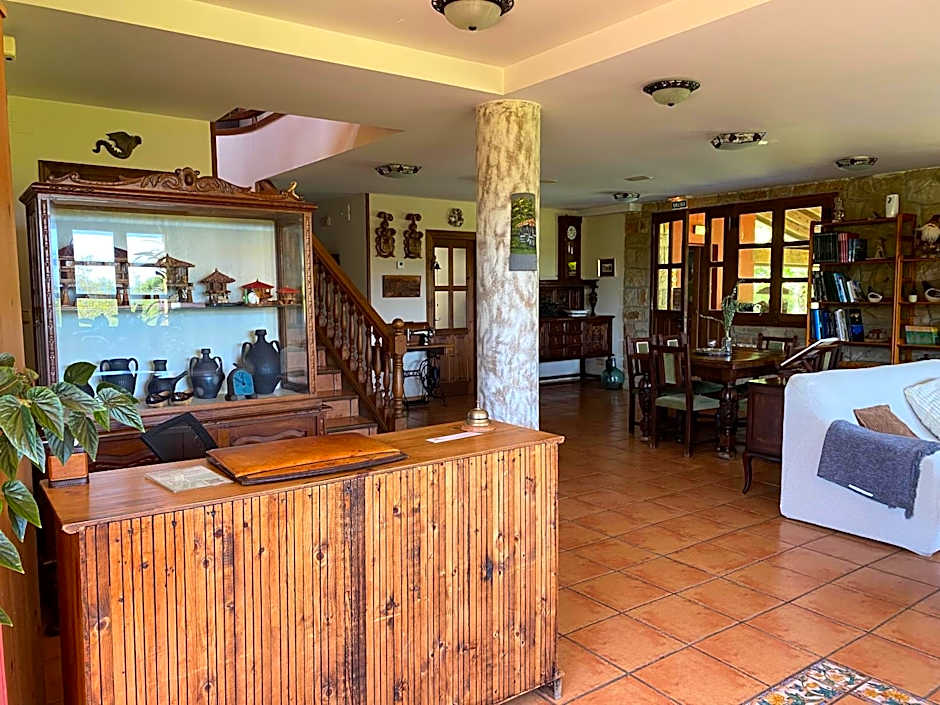 Hotel Rural Alavera