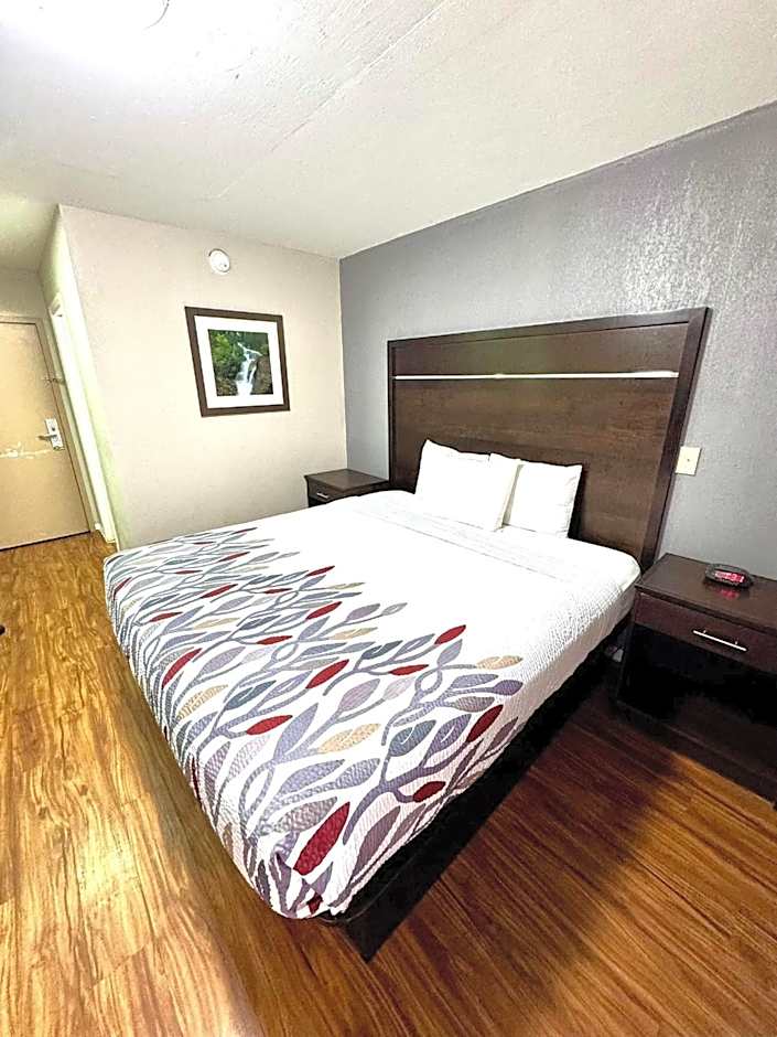 Americas Best Value Inn Tulsa at I-44