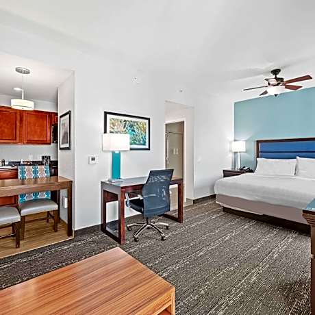 Homewood Suites by Hilton FtLauderdale Airport-Cruise Port