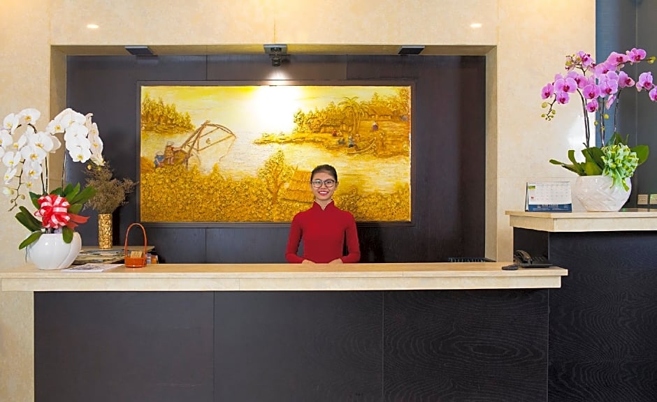 Good Vibes Central Hotel