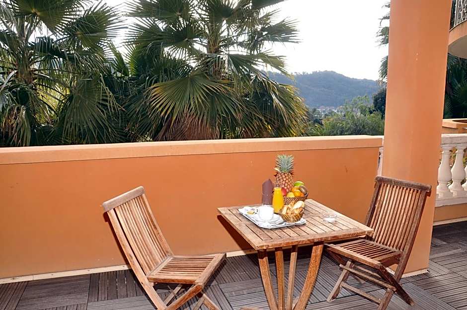 Appart Hotel Lou Castelet