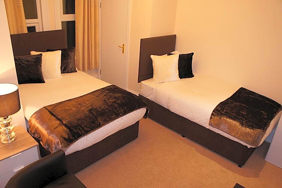 Sapphire Hotel London