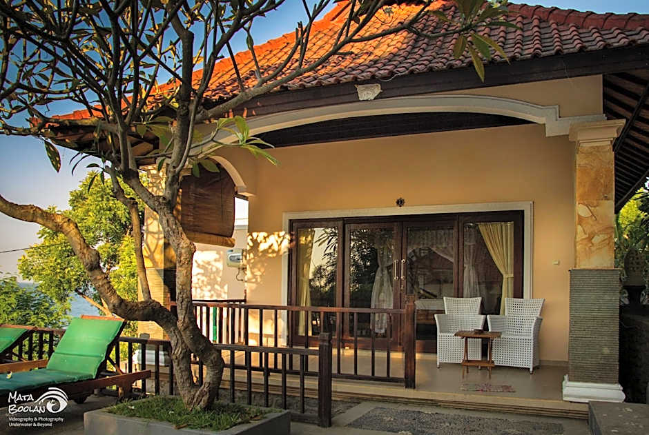 Beten Waru Bungalow and Restaurant
