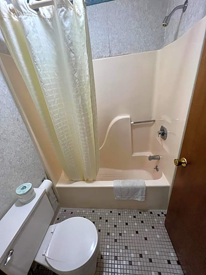 Americas Inn Bardstown