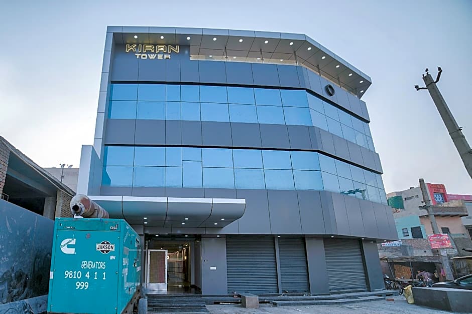 Hotel O Crown Residency